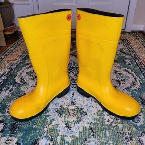 Dunlop Steel Toed Yellow Rubber Outdoor Rain/Mud Workwear Boots, Size Mens 11